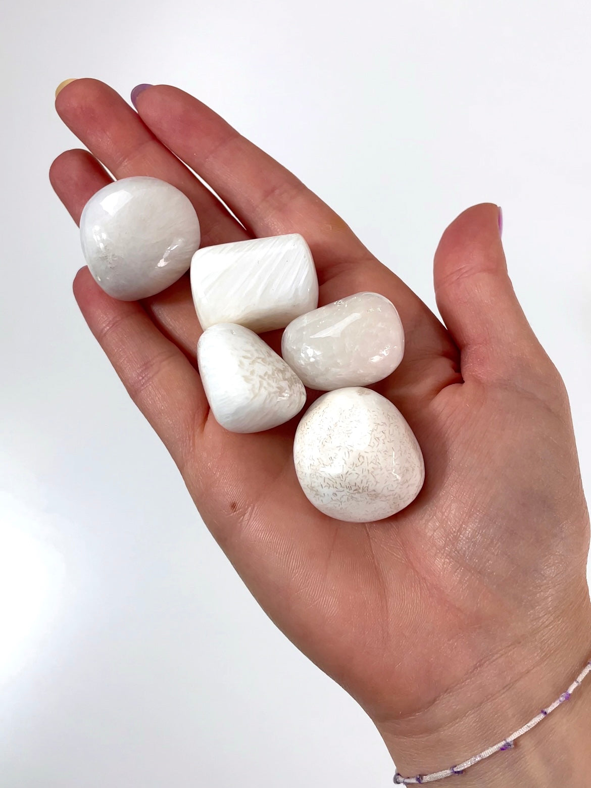 Pierre roulée Scolecite