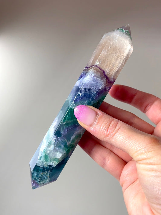 Pointe biterminée Fluorite
